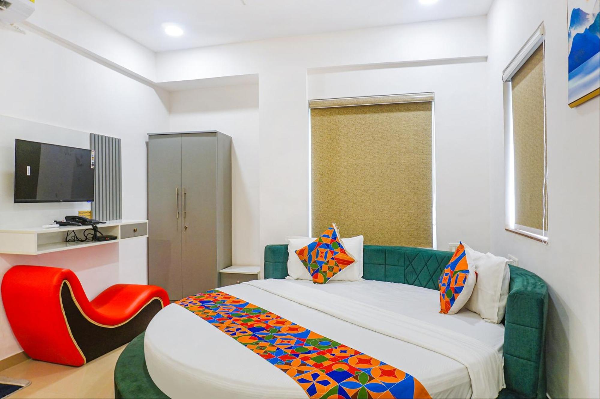 Hotel O The Leela Inn Pune Exterior photo